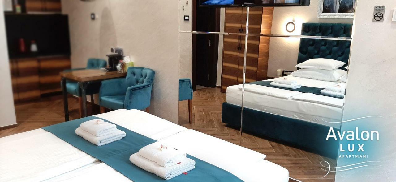 Avalon Lux Studio Apartment โนวีซาด ภายนอก รูปภาพ