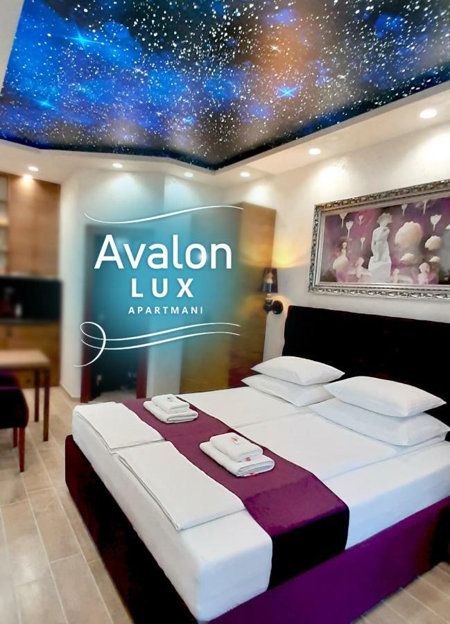 Avalon Lux Studio Apartment โนวีซาด ภายนอก รูปภาพ